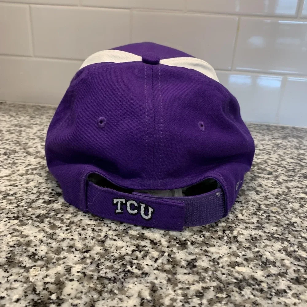 TCU Horned Frogs Hat Cap Strap Back‎ Mens One Size Purple Legacy91 Nike Dri-FIT
